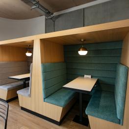 Meeting booths at Streamline